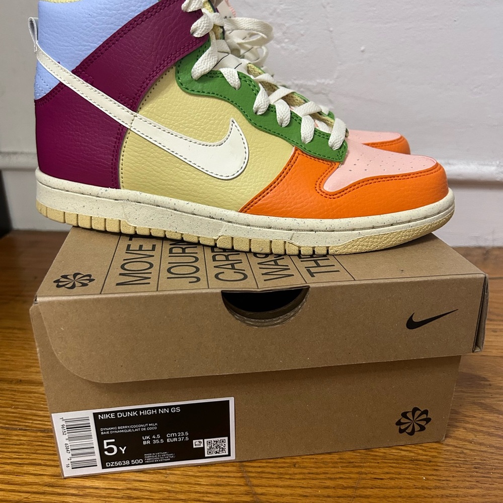 Nike Dunk High NN GS - Size 5Y